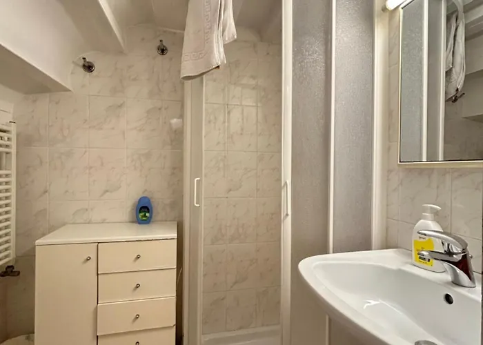 아파트 Riverside Retreat By Florencehospitality Com 피렌체
