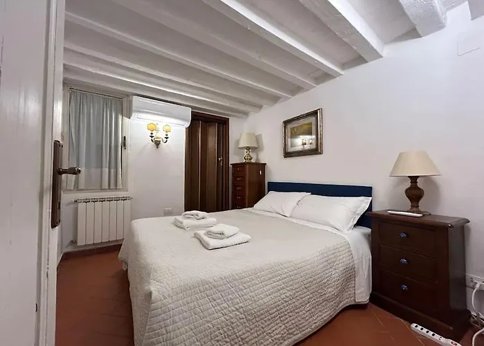 Riverside Retreat By Florencehospitality Com 아파트